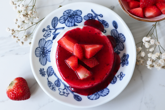 Recipe: Strawberry Cheesecake Panna Cotta